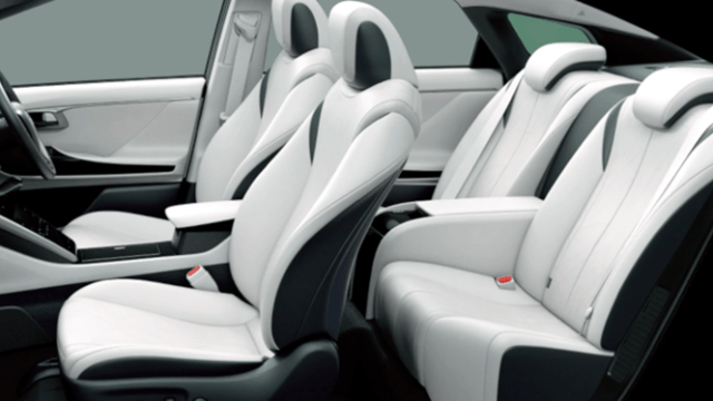 トヨタ ミライ mirai ウォームホワイト